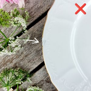 vada na porcelánu