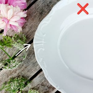 vada na porcelánu