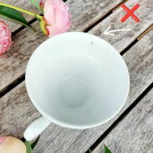vada na porcelánu