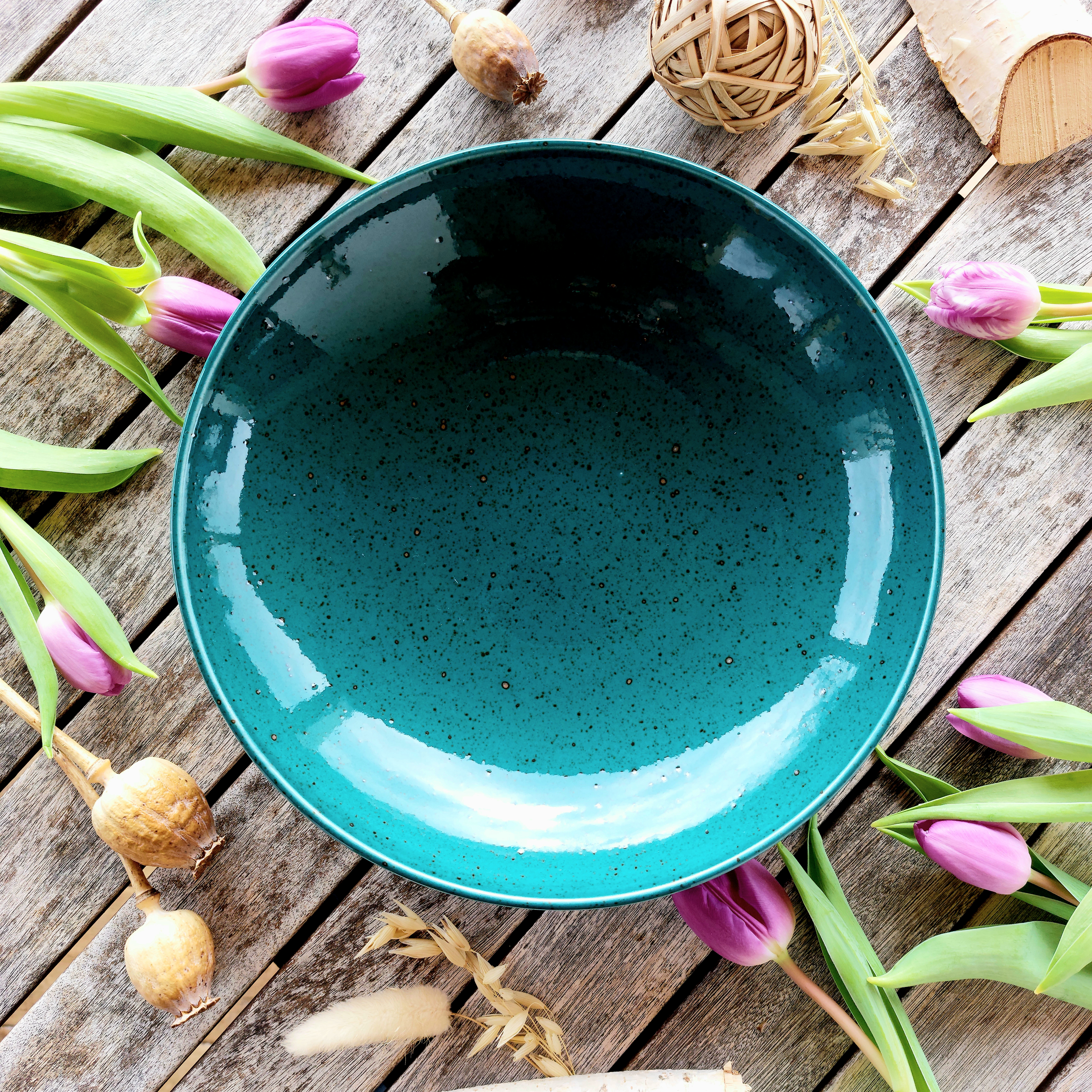 Porcelán vs. keramika: Jaký je mezi nimi rozdíl a co si vybrat?