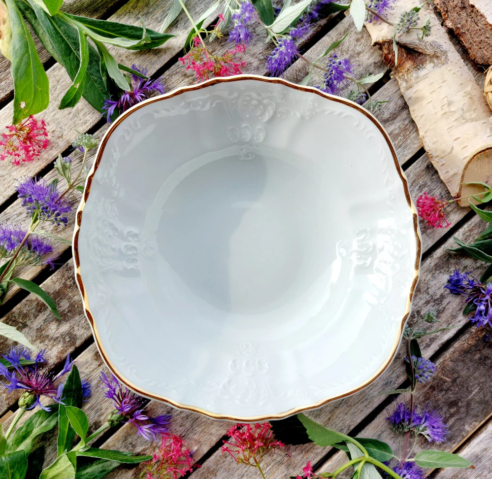 BERNADOTTE mísa kompotová 23 cm, zlatá páska, Thun 1794