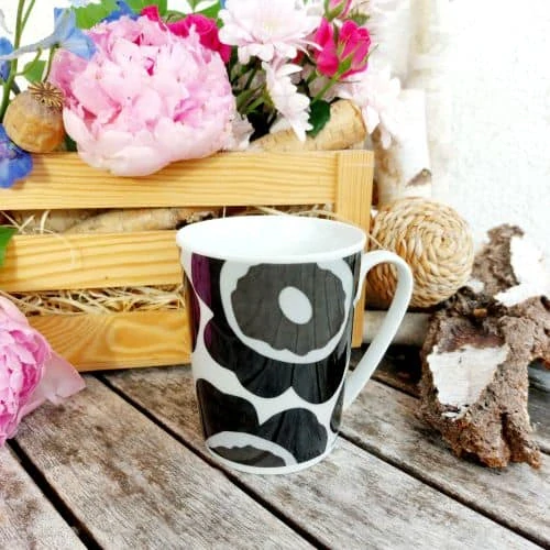 SISI hrnek 280 ml, černé květiny, Český porcelán Dubí