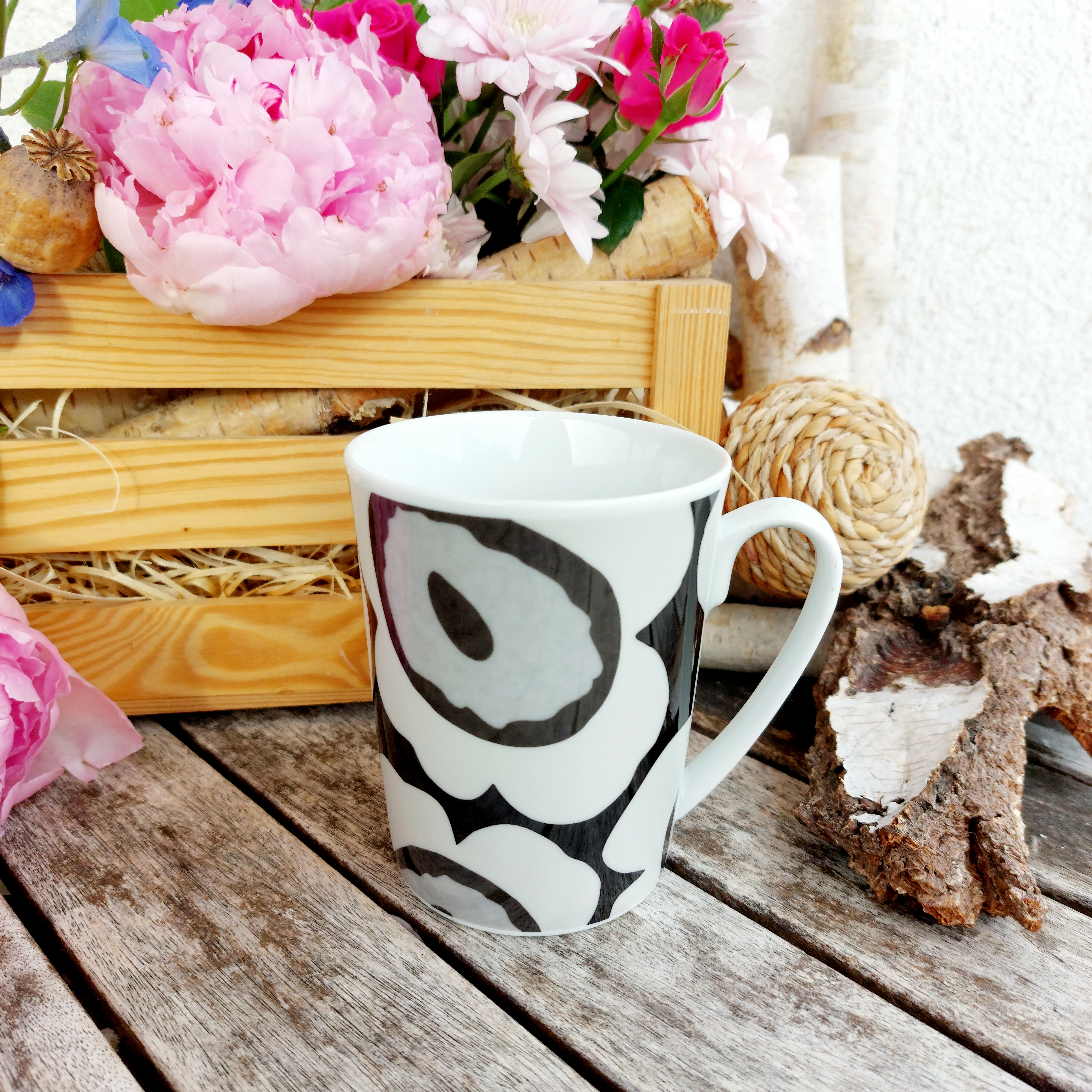 SISI hrnek 280 ml, bílé květiny, Český porcelán Dubí