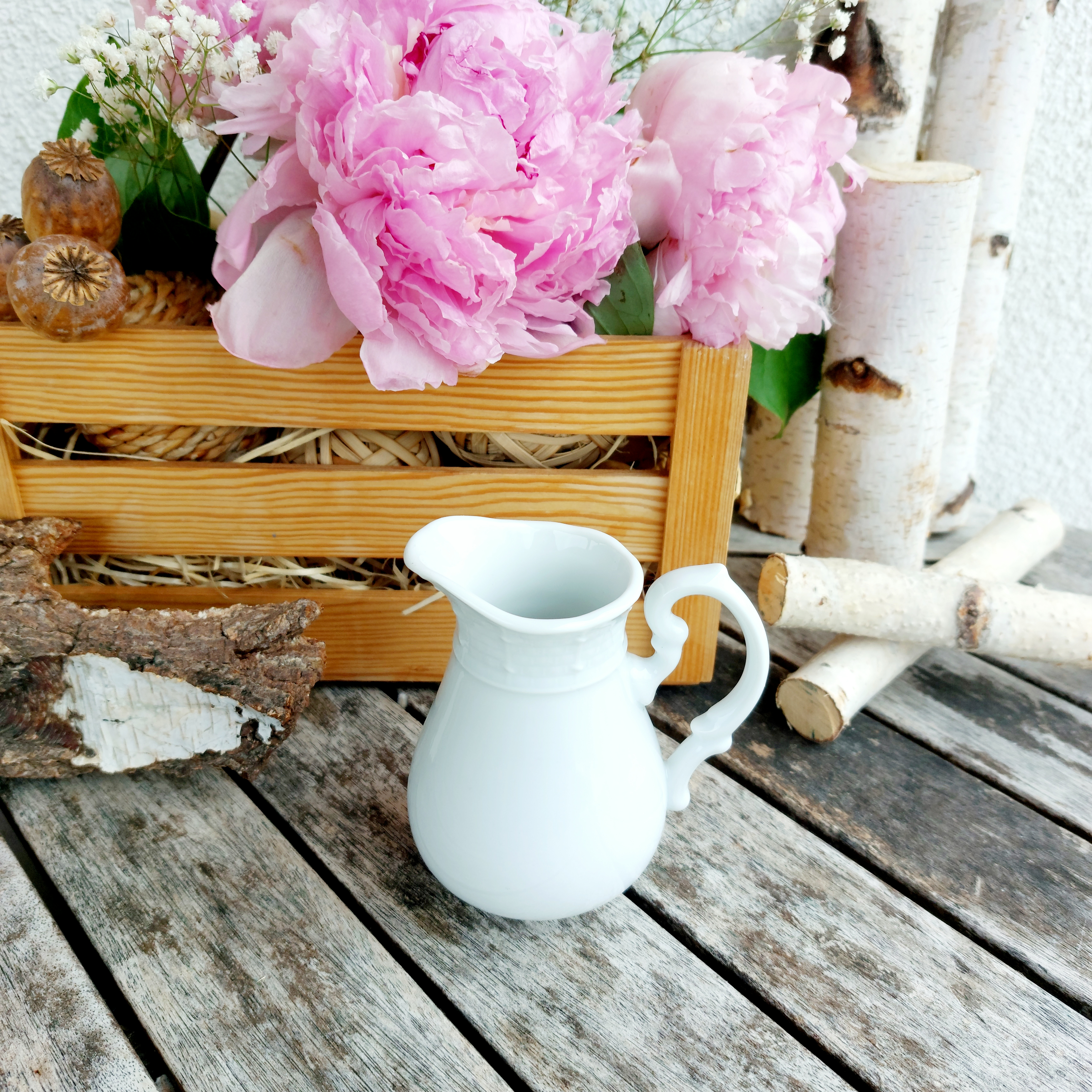 MENUET mlékovka 180 ml, bílá, Thun 1794