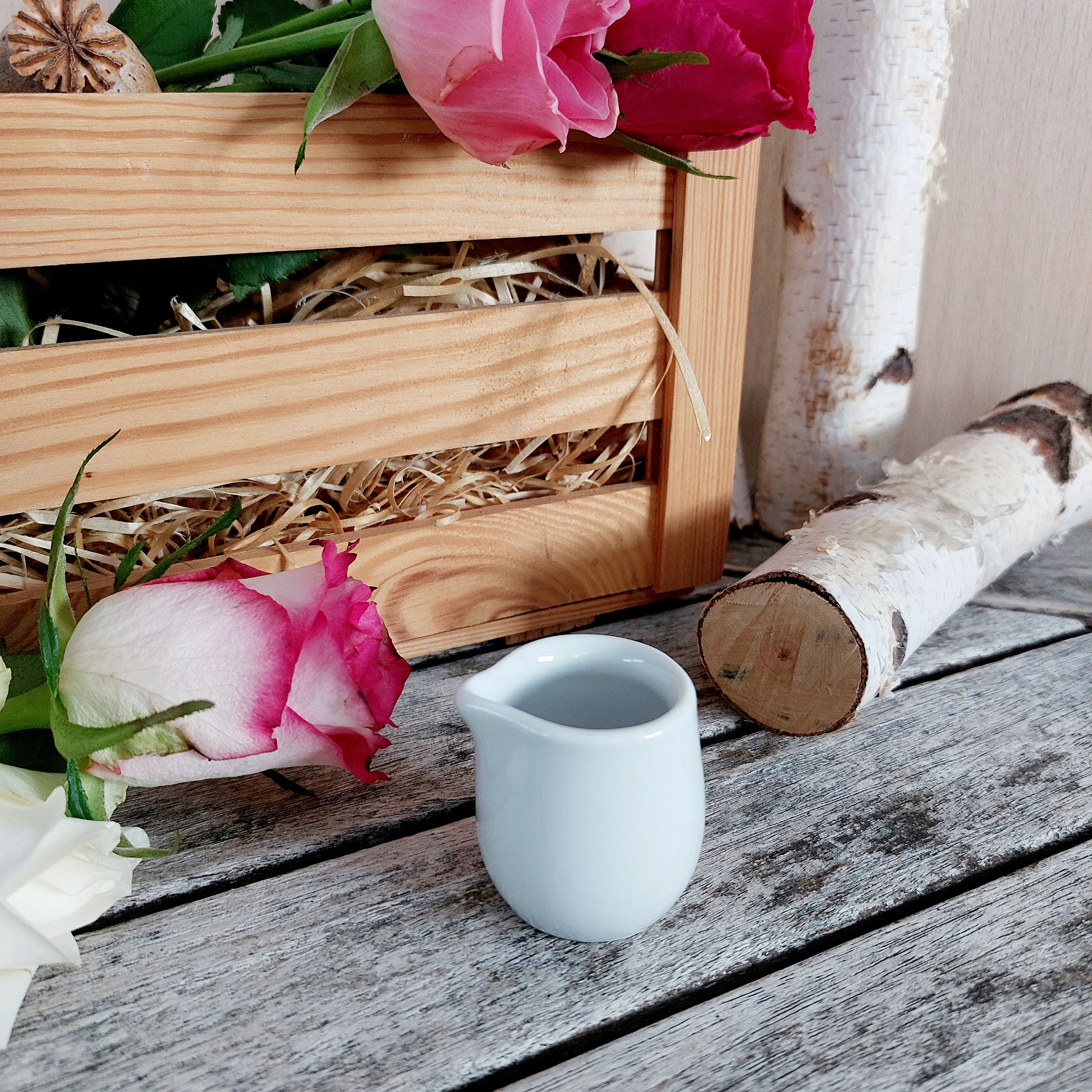 JOSEFINE mlékovka 20 ml, bílá, G. Benedikt 1882