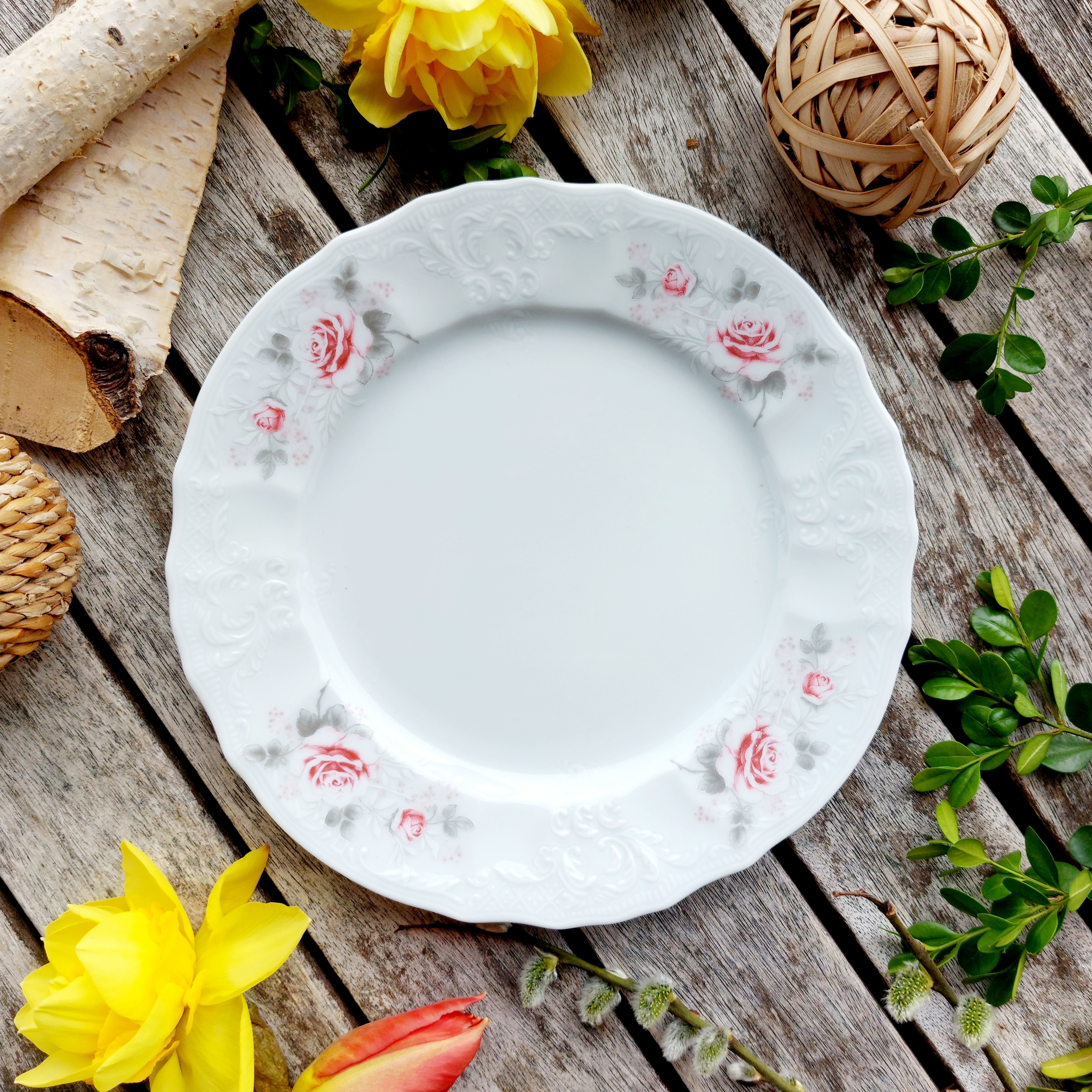 BERNADOTTE talíř dezertní 19 cm, růže, Thun 1794