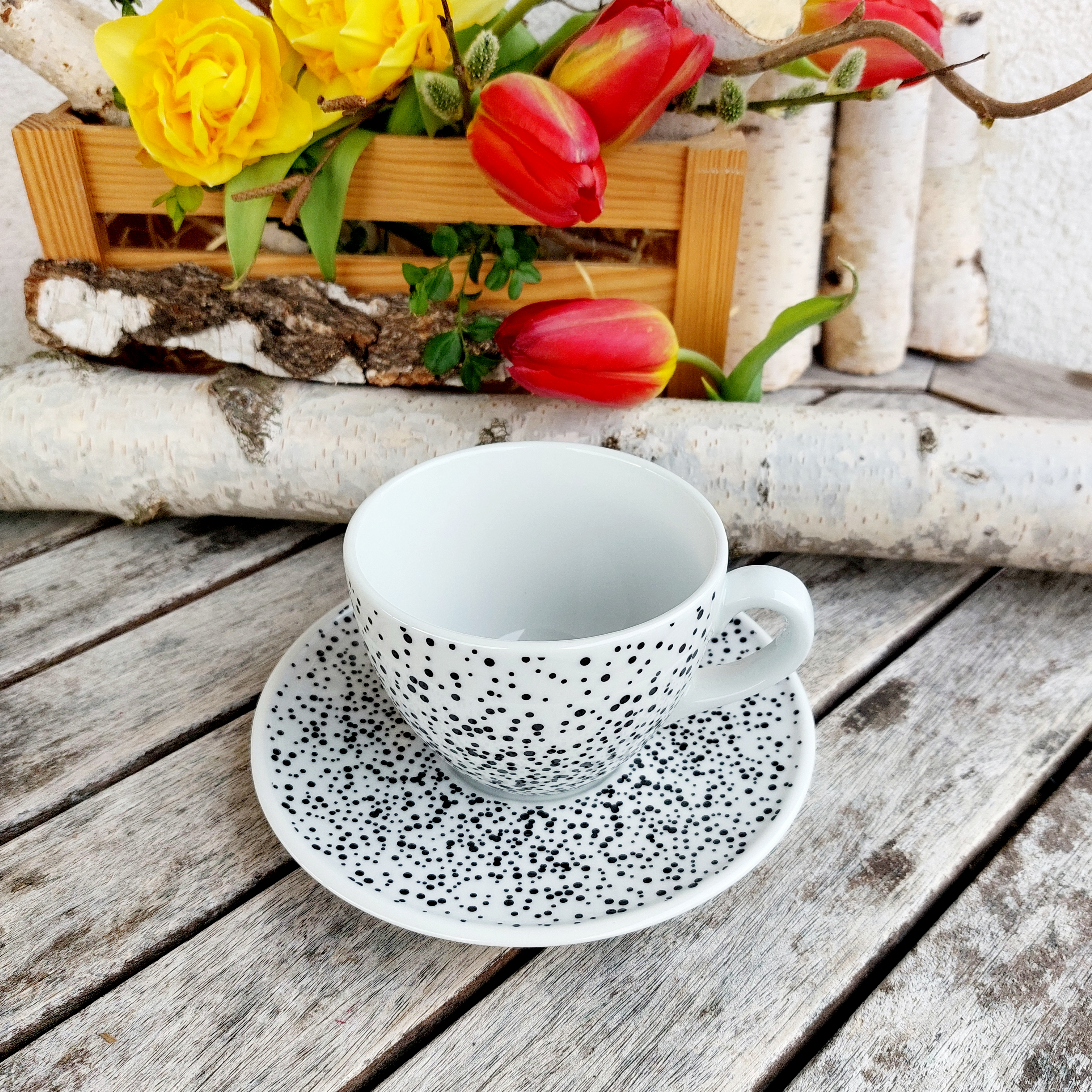 MILADA šálek 250 ml s podšálkem, černé tečky, Český porcelán Dubí