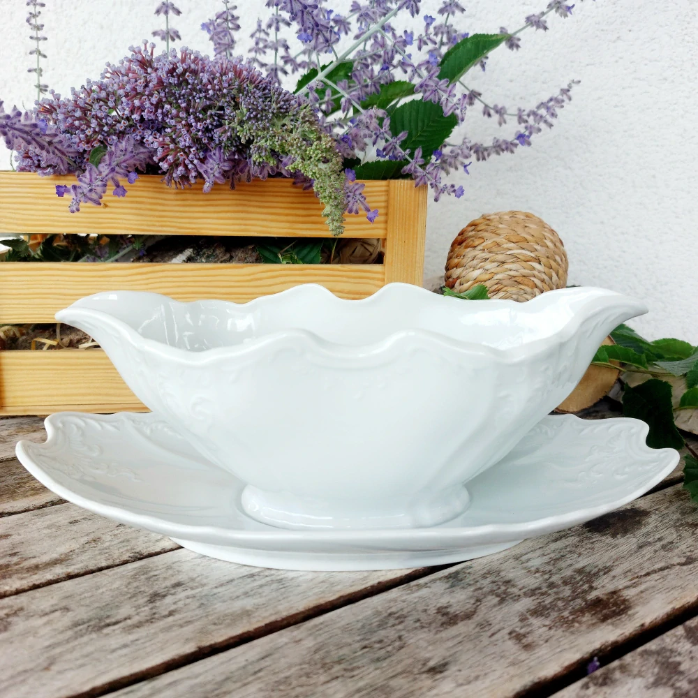 BERNADOTTE omáčník oválný 500 ml, bílý, Thun 1794