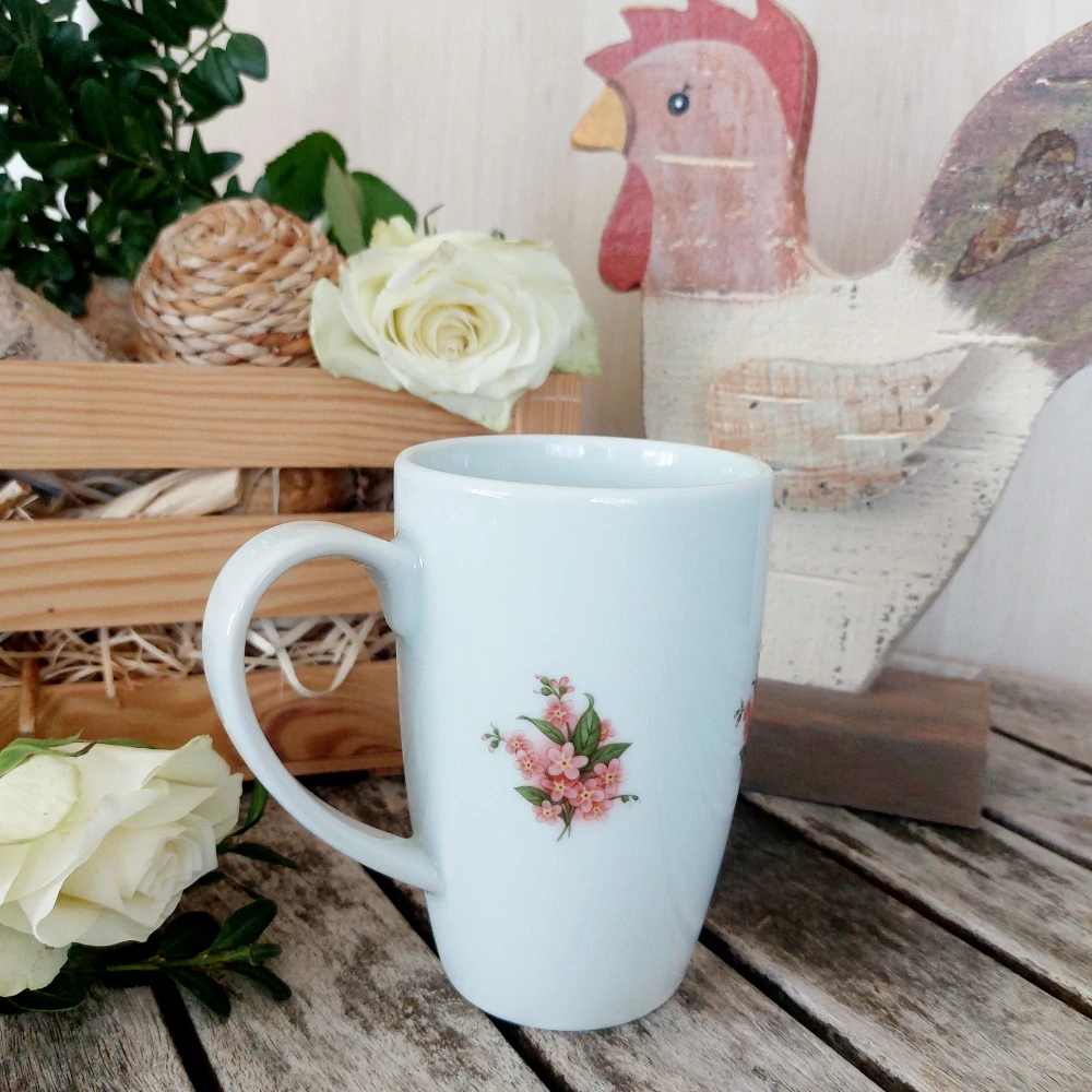 MILADA hrnek 380 ml, házenka z rozkvetlých větviček, Český porcelán Dubí