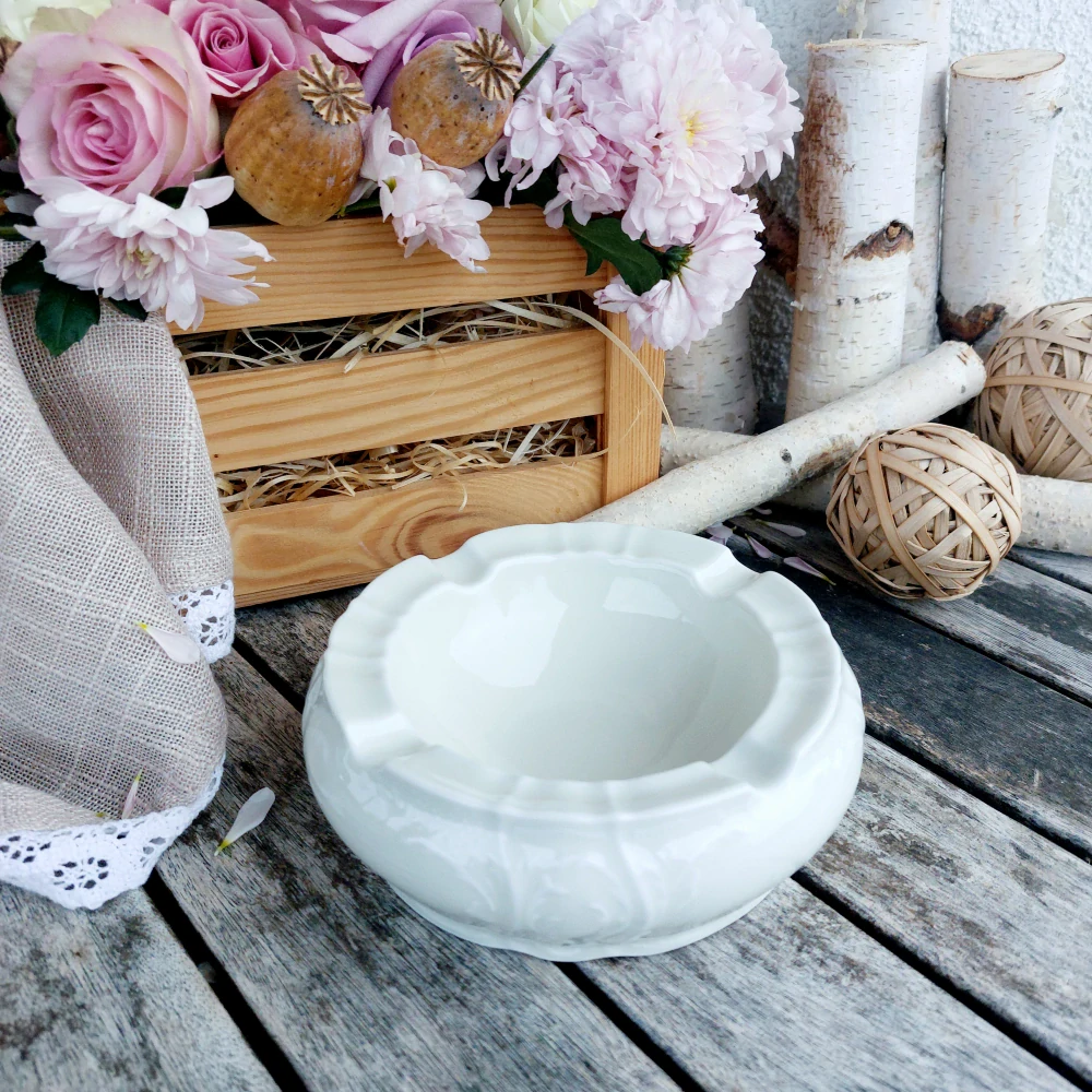 BERNADOTTE IVORY popelník, slonová kost, Thun 1794