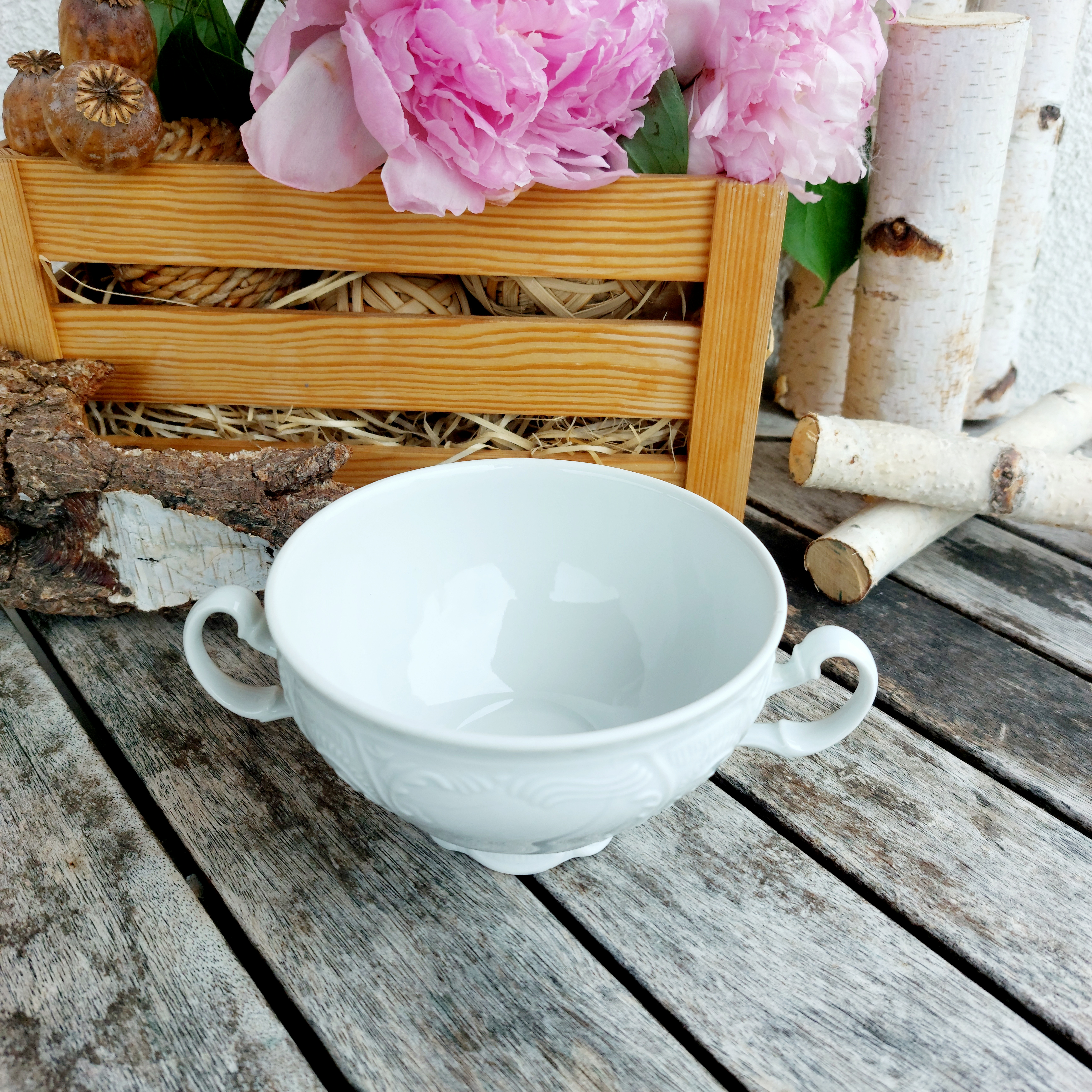 BERNADOTTE šálek / bujón na polévku 360 ml, bílý, Thun 1794