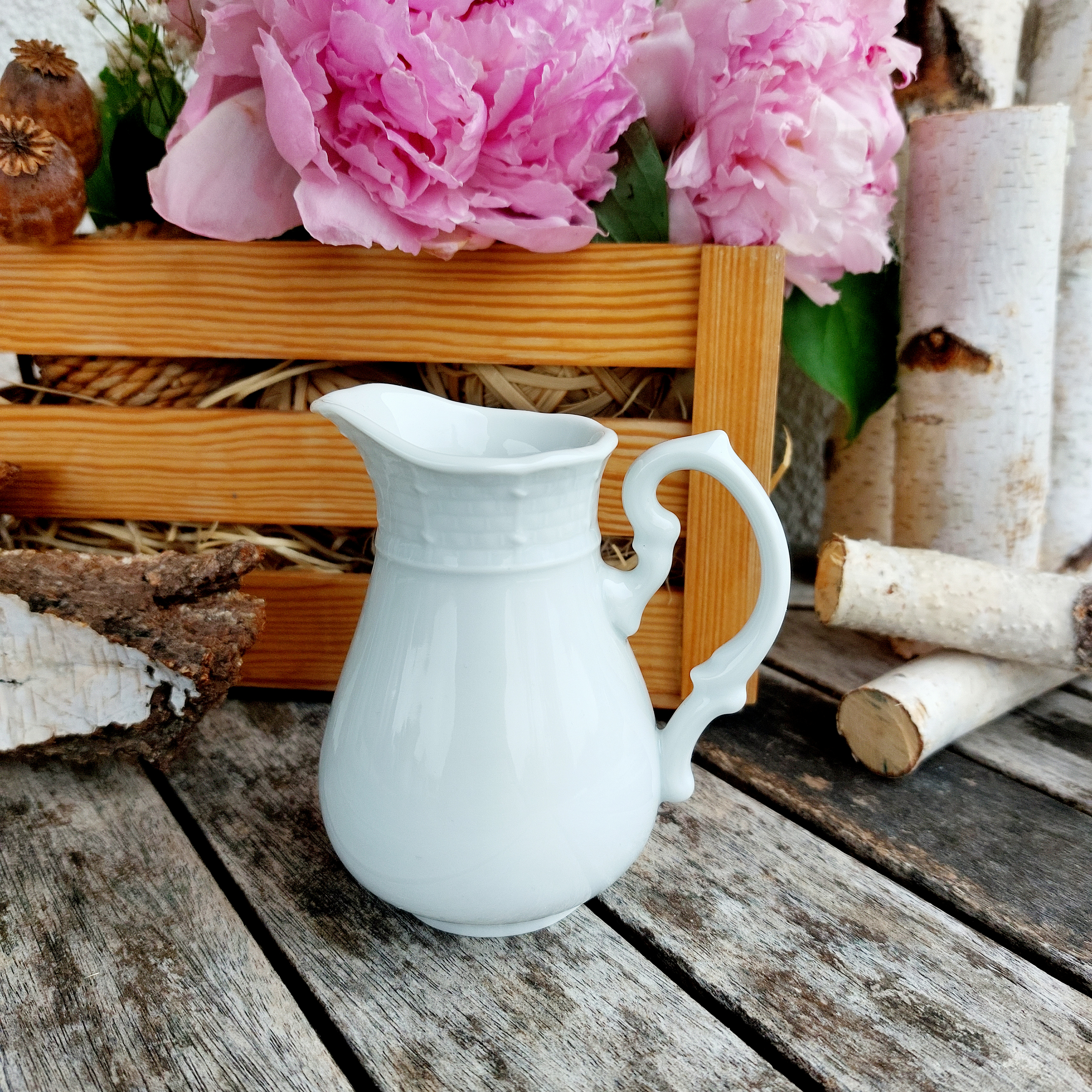 MENUET mlékovka 180 ml, bílá, Thun 1794