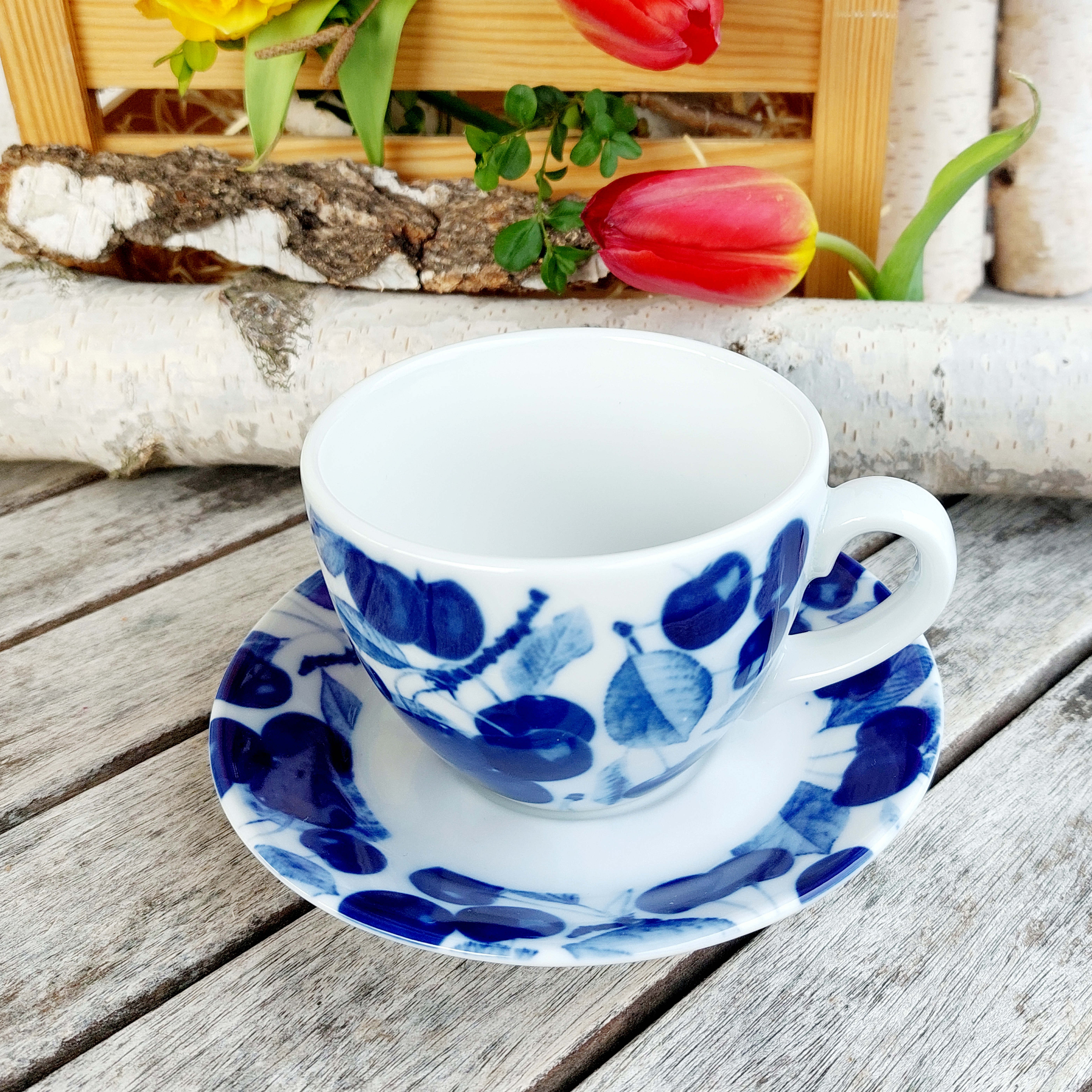 MILADA šálek 250 ml s podšálkem, modré třešně, Český porcelán Dubí