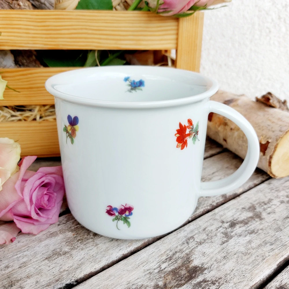 TINA hrnek 380 ml, házenka, Český porcelán Dubí