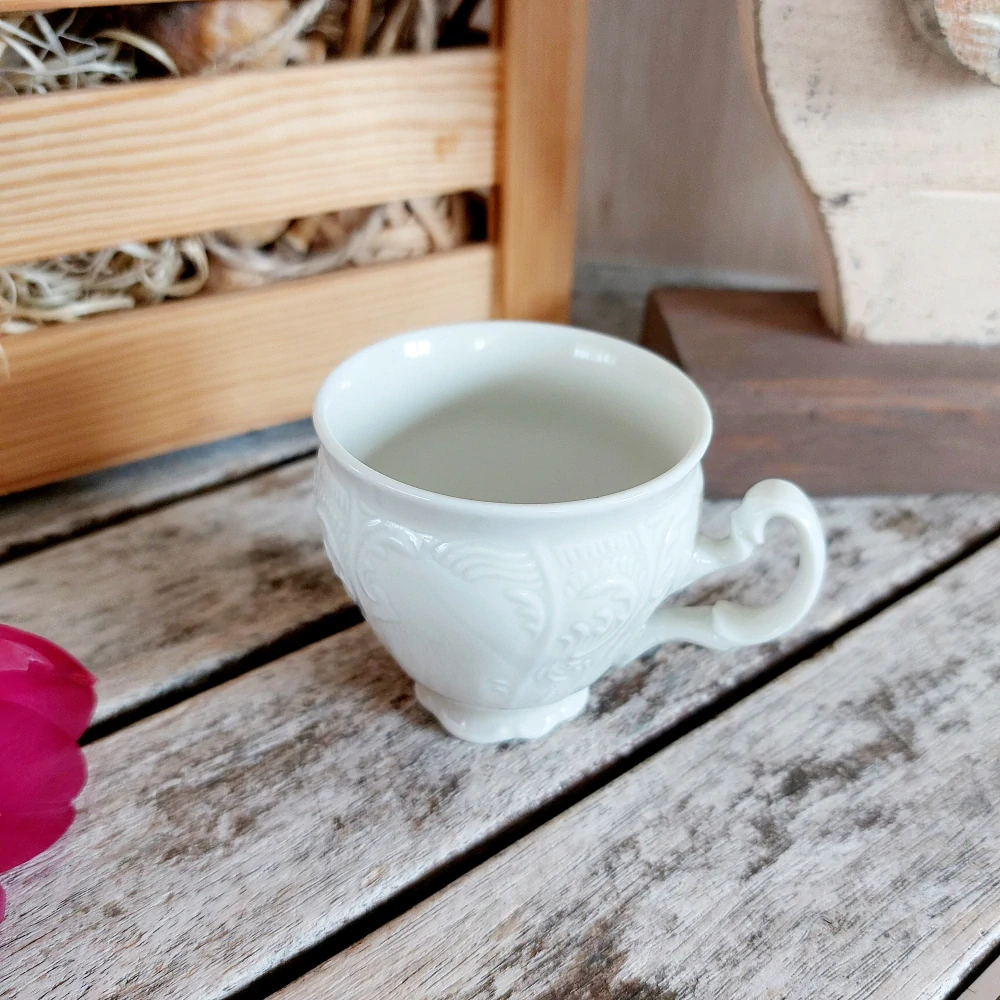 BERNADOTTE IVORY šálek vysoký 90 ml, slonová kost, Thun 1794