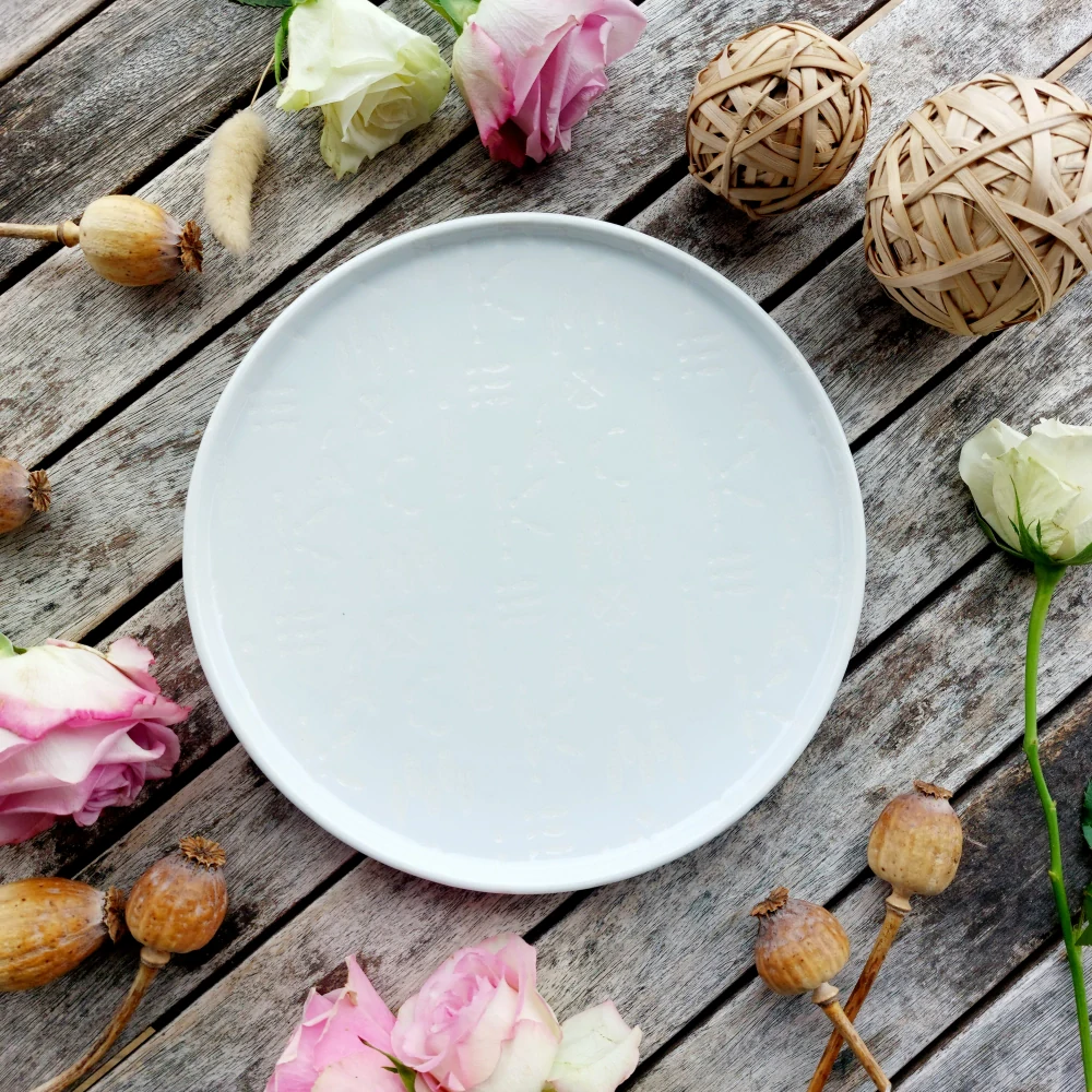 OPTIMO EMBOSS talíř mělký 24 cm, bílý, G. Benedikt 1882