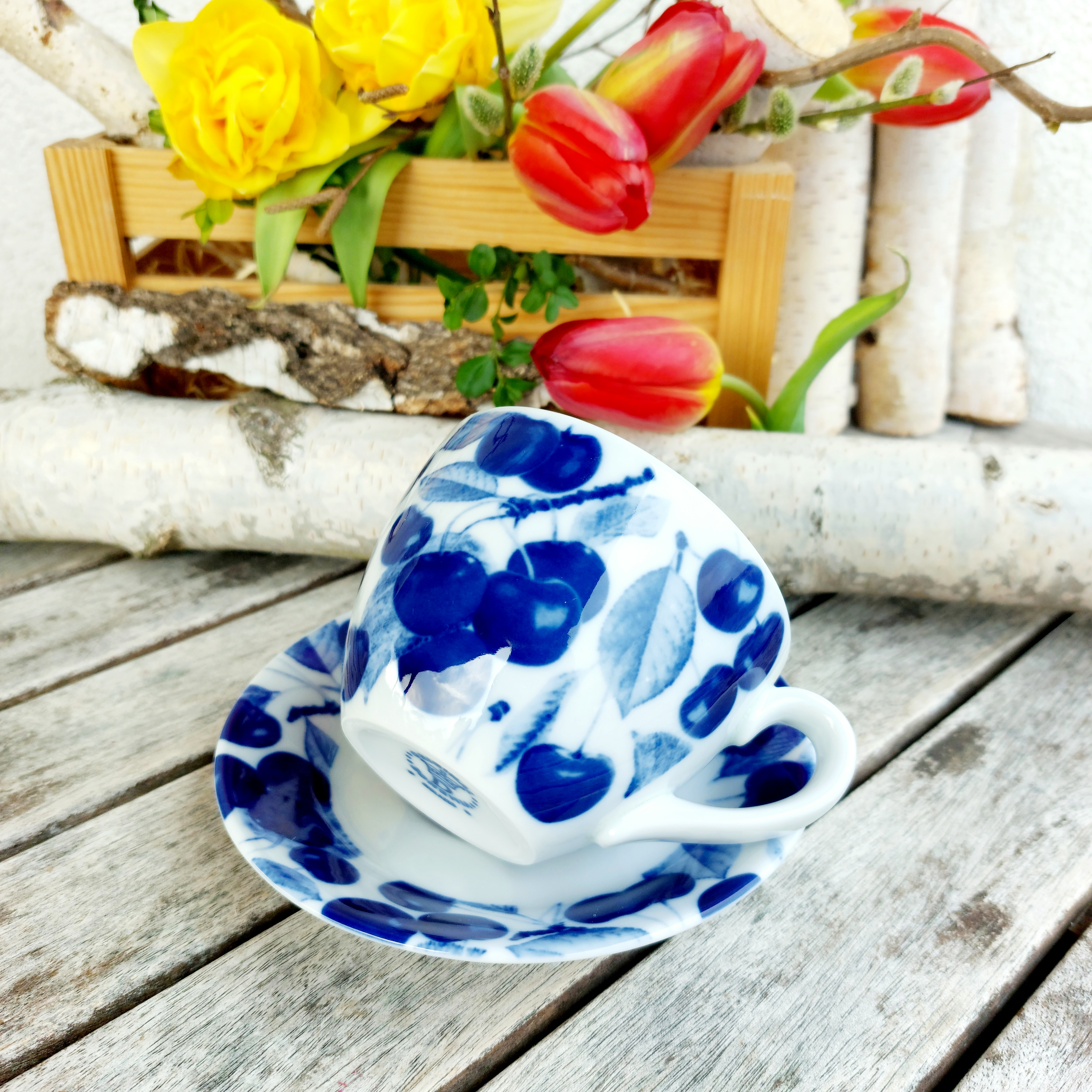 MILADA šálek 250 ml s podšálkem, modré třešně, Český porcelán Dubí