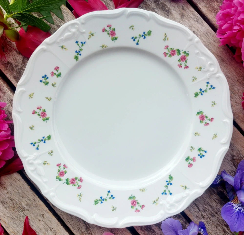 MARIE LOUISE talíř mělký 25 cm, luční květy, Thun 1794