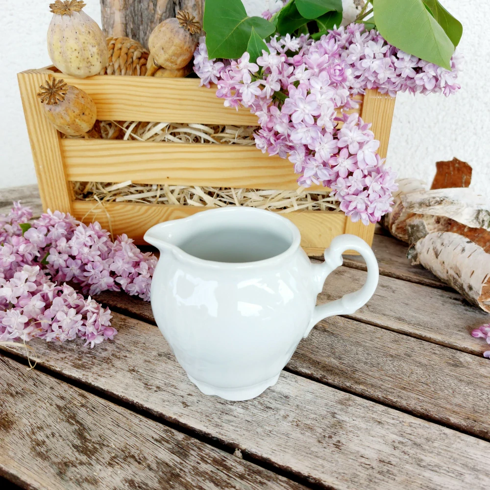 BERNADOTTE mlékovka 250 ml, bílá, Thun 1794