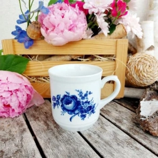 MATOUŠ hrnek 290 ml, modrá růže, Český porcelán Dubí