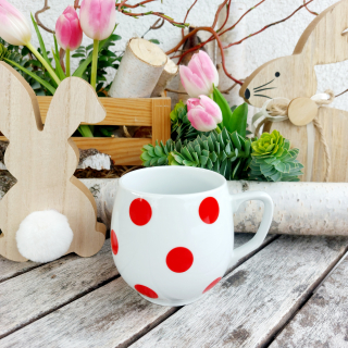 BAŇÁK  hrnek 300 ml, červený puntík, Český porcelán Dubí