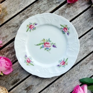 BERNADOTTE talíř dezertní 19 cm, míšeňská růže, Thun 1794