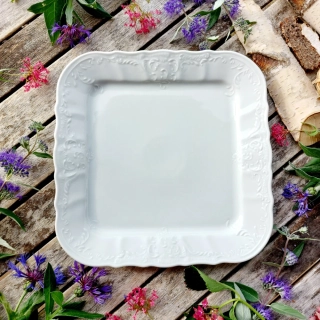 BERNADOTTE podnos 4-hranný 26 cm, bílý, Thun 1794